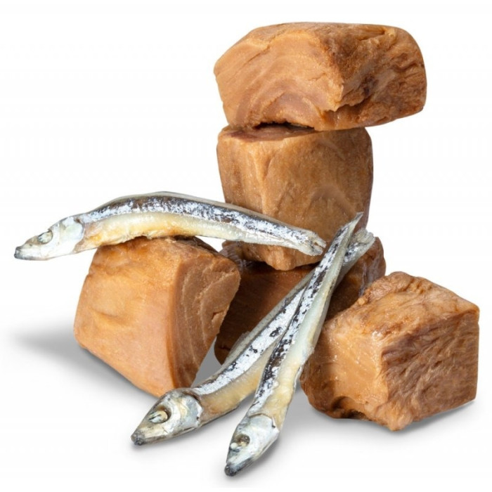 Ласощі Natural Kitty Meaty Cube для собак та котів Тунець і Анчоусі, 60 г